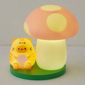 TAYTO POTATO TABBY CAT LAMP